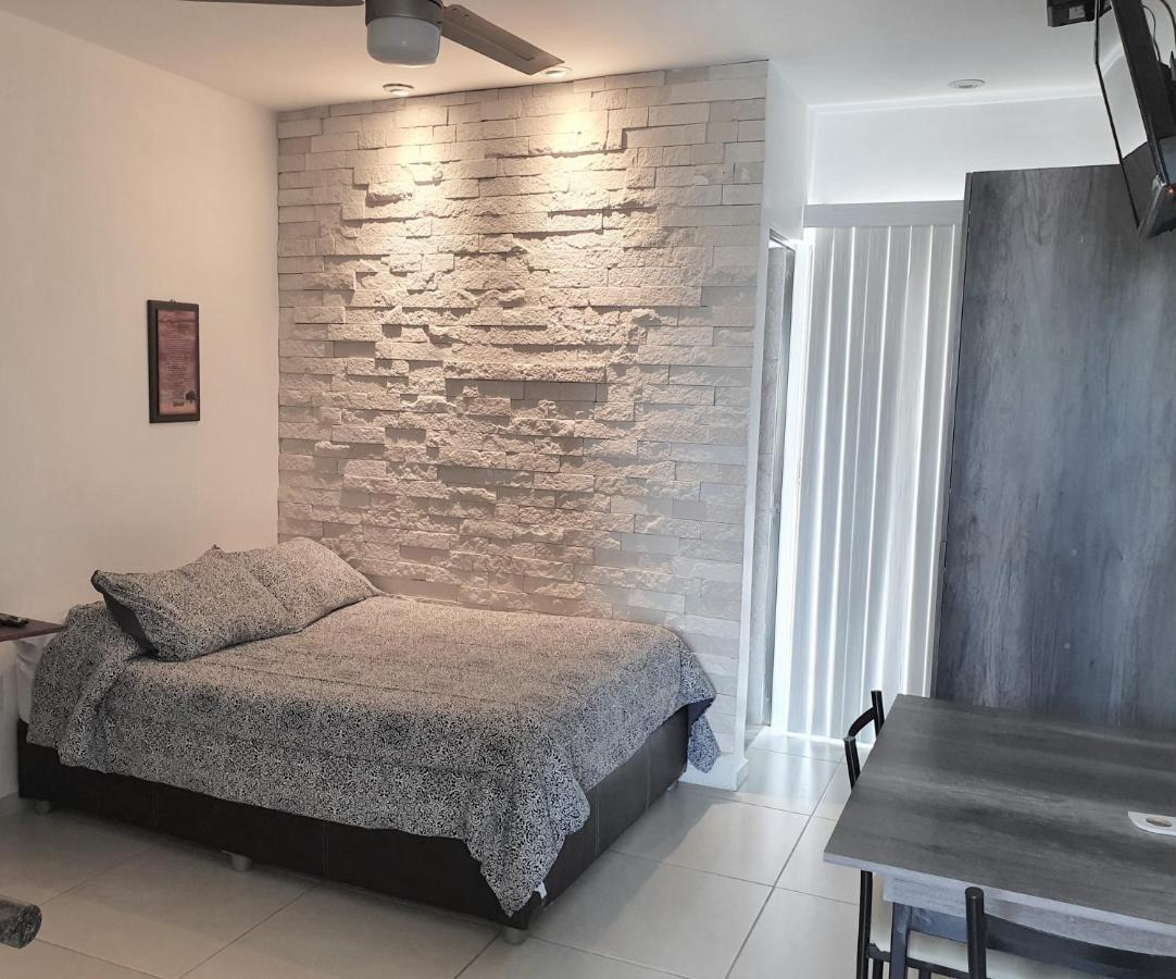 Habitaciones Amuebladas Veracruz Logos Esterno foto